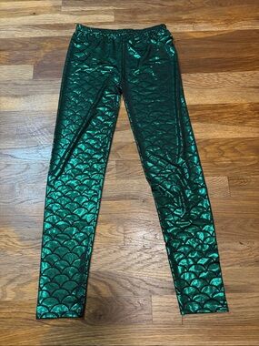 Shimmery Green Mermaid Scale Leggings